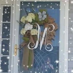 Meet your Posher, Tona